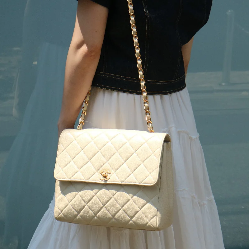 CHANEL 1996 Ivory Caviar Straight Flap Large