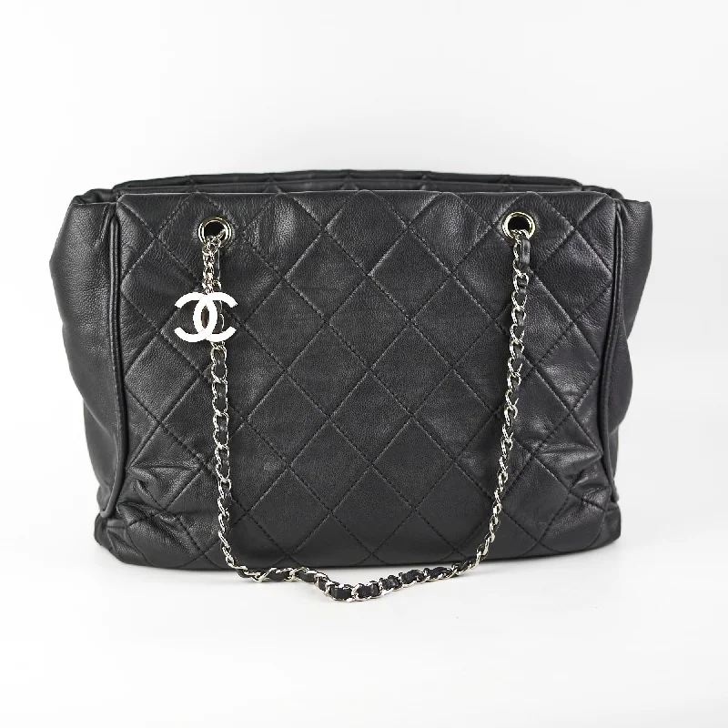 Chanel Quilted Chain Tote Tote Black