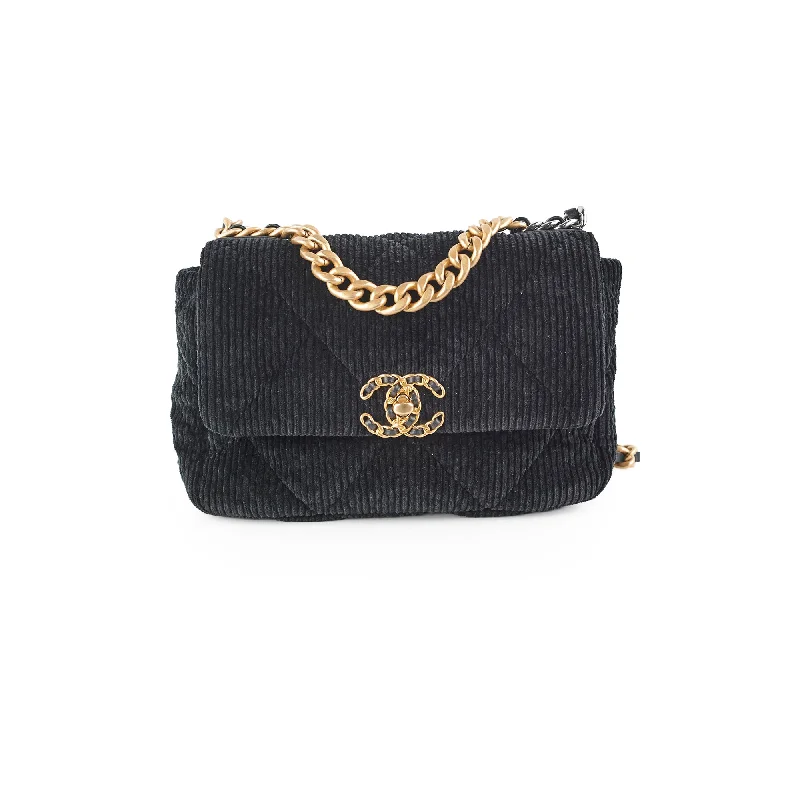 Chanel Corduroy Small 19 Black