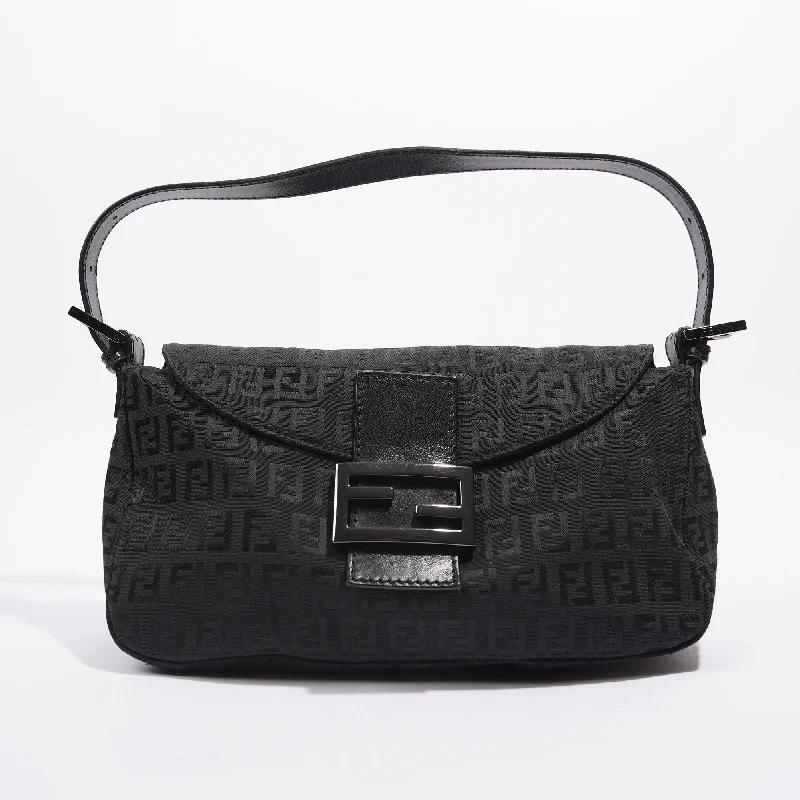 Fendi Womens Baguette Bag Black Small