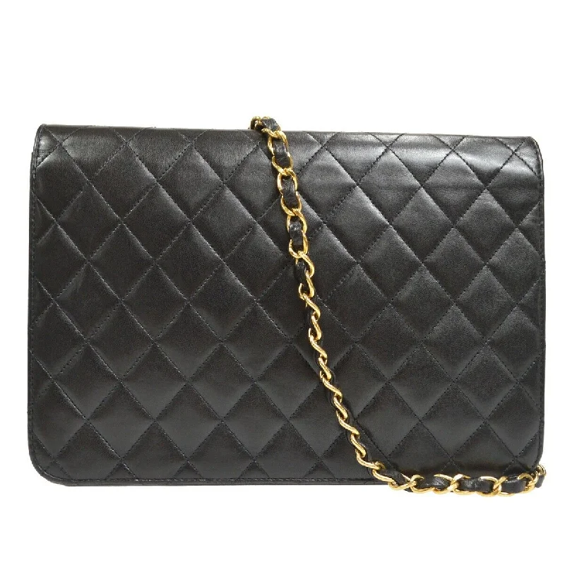 CHANEL 1997-1999 CC Pushlock Half Flap Medium Black Lambskin